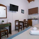 Malvasia Corner - Ex Romeo's House *