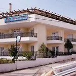Apartment Malvasia Corner - Ex Romeo's House *