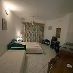 Malvasia Corner - Ex Romeo's House