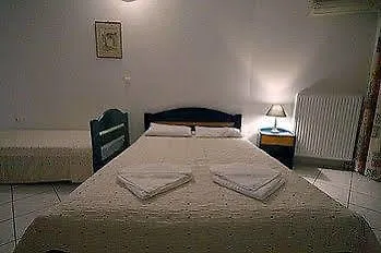 Malvasia Corner - Ex Romeo's House Apartman Monemvasziá
