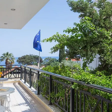 Malvasia Corner - Ex Romeo's House Apartment *