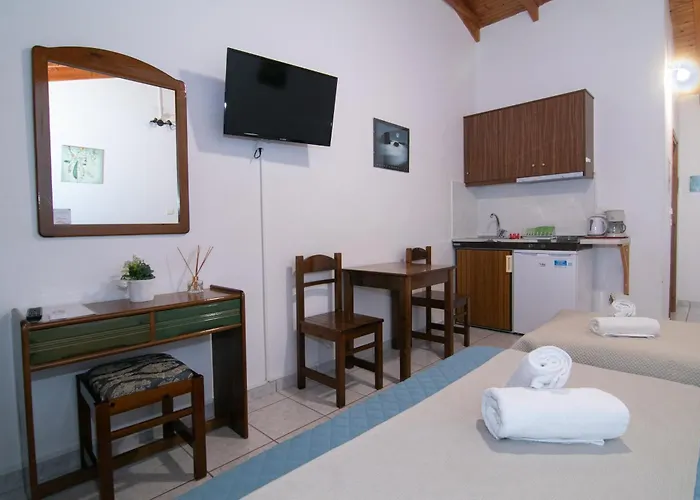 Malvasia Corner - Ex Romeo's House *