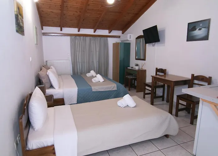 Malvasia Corner - Ex Romeo's House *