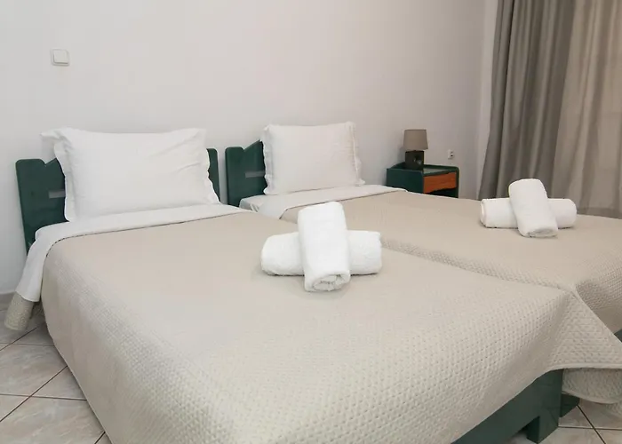 Malvasia Corner - Ex Romeo's House *